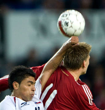 Nickduell, hand, boll