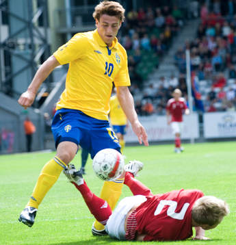 Erton Fejzullahu har fått ner Anders Randrup
