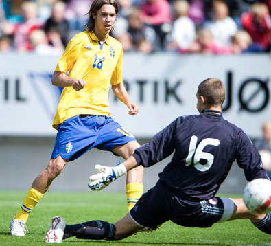 Mål, Daniel Nordmark överlistar Martin Hansen, målvakt,