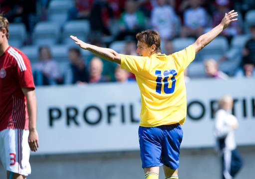 0-2 Erton Fejzullahu, jubel