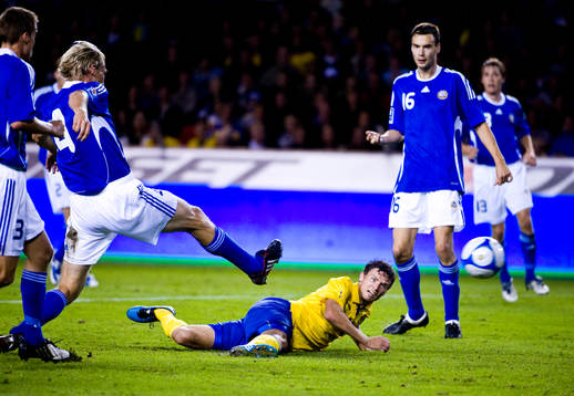 Marcus Berg, Sverige skjuter liggande
