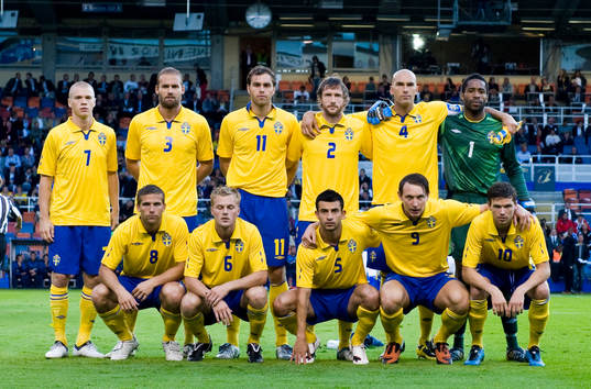 Lagbild, startelva,  Bak fr.v. Samuel Holmén, Olof