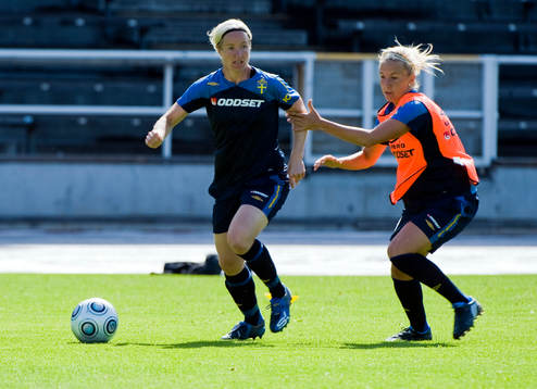 Victoria Sandell Svensson och Louise Fors, Sverige