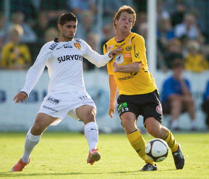 Daniel Nilsson, Mjällby och Robert Massi, Syrianska