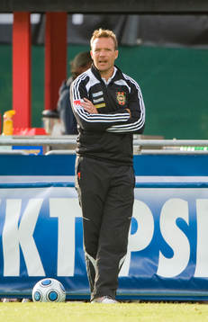 Kim Bergstrand, tränare