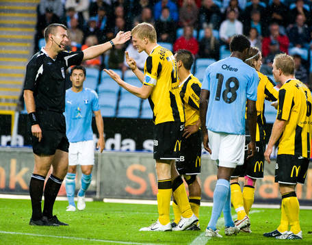 Daniel Stålhammar, domare och Tom Söderberg, Häcken