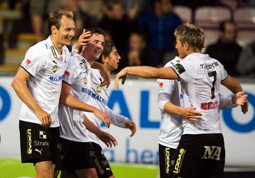 Kim Olsen och Per Johansson, Örebro, jubel