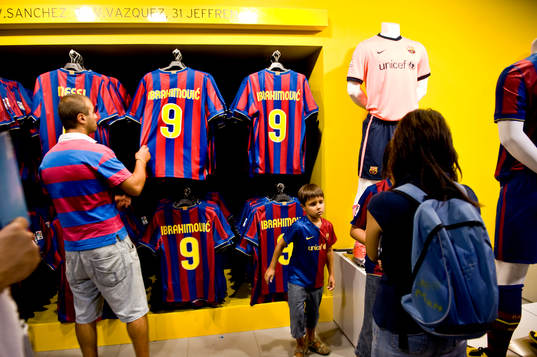 Supportershop, tröjor med Zlatan Ibrahimovic. Tröja,