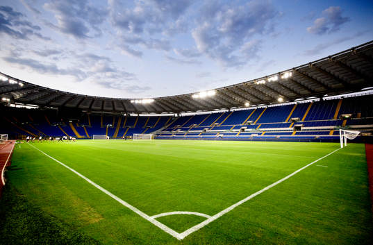 Träning på Olympica Stadion. Arena