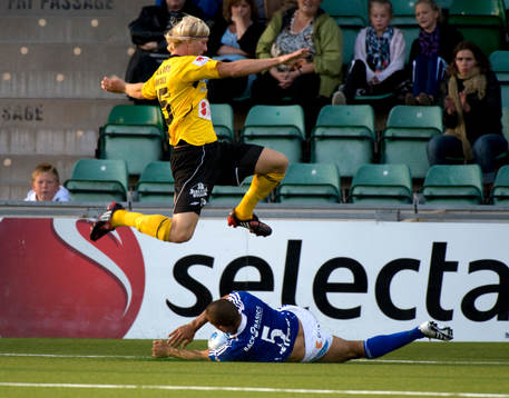 Robin Cederberg, Mjällby hoppar över Billy Berntsson,