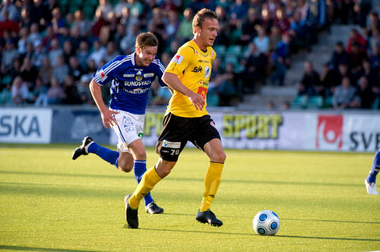 Marcus Ekenberg, Mjällby mot Kristian Ek, Sundsvall