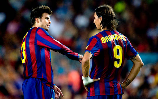 Gerard Piqué, instruerar Zlatan Ibrahimovic
