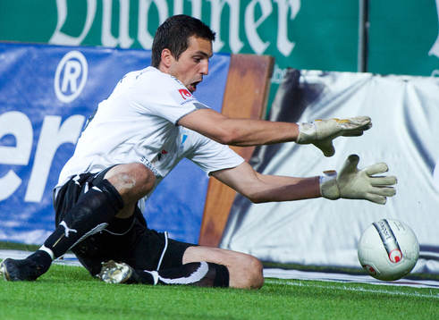 Dusan Melichárek, målvakt