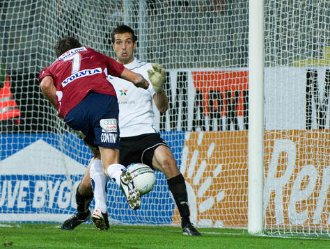Dusan Melichárek, målvakt Malmö FF. Björn Anklev,
