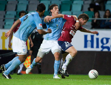 Nathan Coe, Örgryte. Agon Mehmeti, Malmö FF