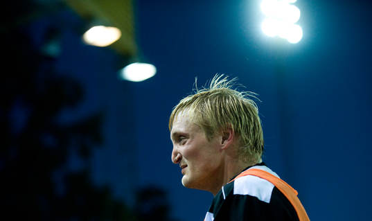 En lysande stjärna, Fredrik Jensen, 2 mål
