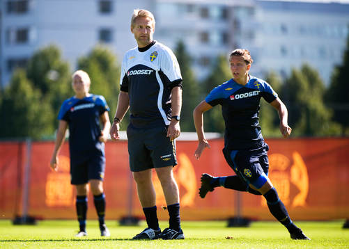 Thomas Dennerby, Förbundskapten och Lina Nilsson