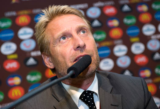 Thomas Dennerby, förbundskapten, presskonferens
