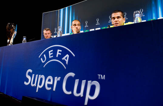 Hans Hultman, UEFA, Josep Guardiola, tränare, Dani Alves,