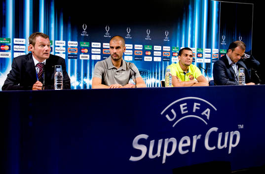Hans Hultman, UEFA, Josep Guardiola, tränare, Dani Alves,