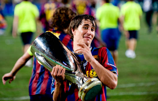 Bojan Kirkic,  med pokalen. Pokal