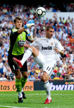 Benzema, Real Madrid, Aranzubia, målvakt