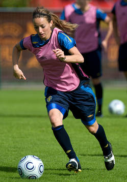 Kosovare Asllani