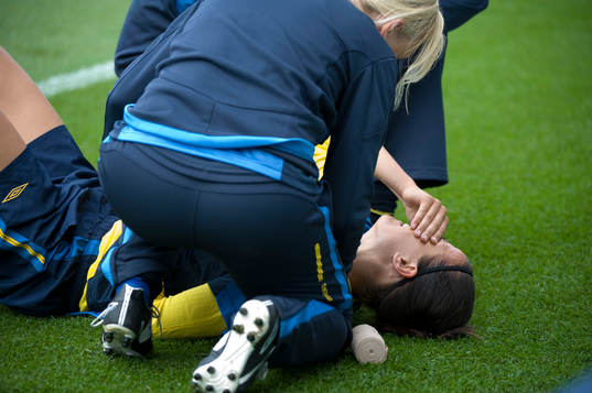 Jessica Landström gråter (skada)