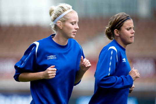 Cecilie Pedersen och Kristin Lie, Norge