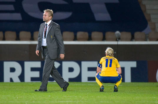 Thomas Dennerby, Förbundskapten och Victoria Sandell