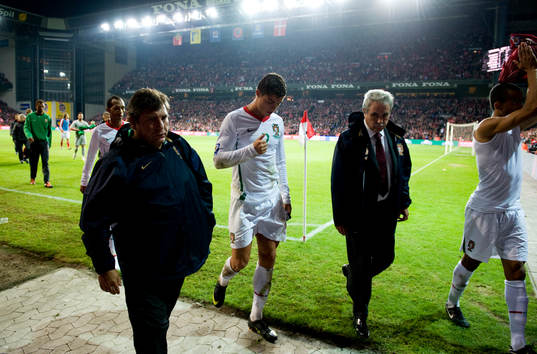 Cristiano Ronaldo, Portugal lämnar parken. Depp
