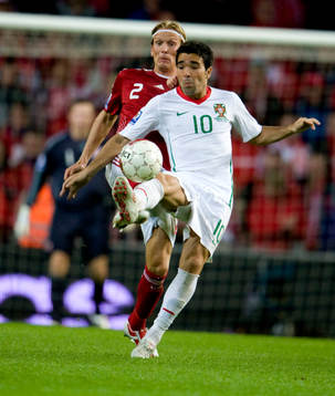 Deco, Portugal och Christian Poulsen, Danmark