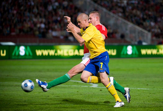 Samuel Holmén, Sverige