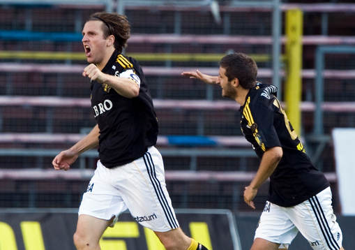 Nils-Eric Johansson, AIK kvitterade till 2-2. Jubel