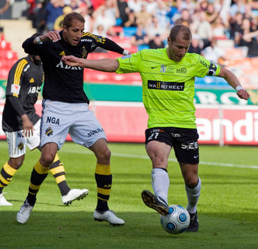 Kenny Pavey, AIK och Tom Söderberg, Häcken