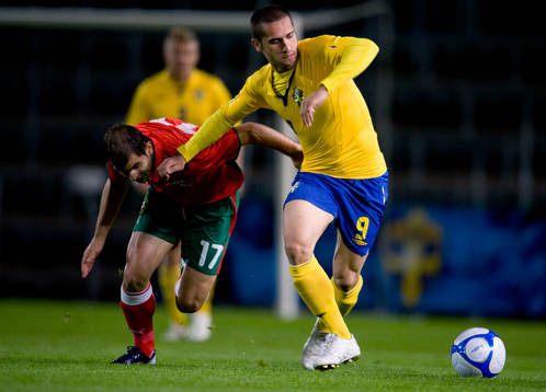 Emir Bajrami, Sverige och Viktor Petakov, Bulgarien