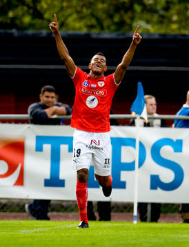Ricardo Santos, Kalmar gjorde 1-0 till Kalmar. Jubel