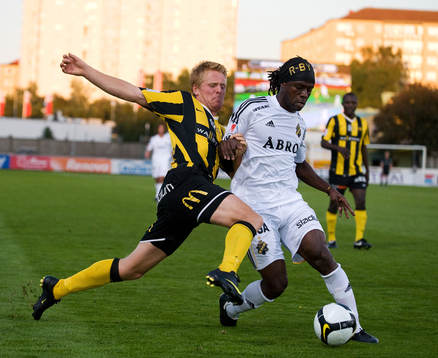 Martin Kayongo Mutumba, AIK. Josef Karlsson, Häcken