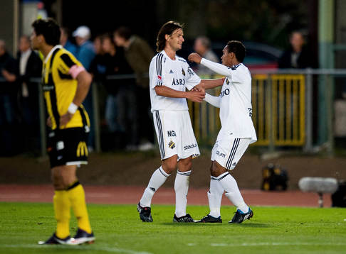 Iván Obolo och Antonio Flavio, AIK, jubel