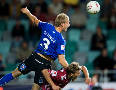 Johnny Lundberg, Halmstad. Marcus Allbäck, Örgryte