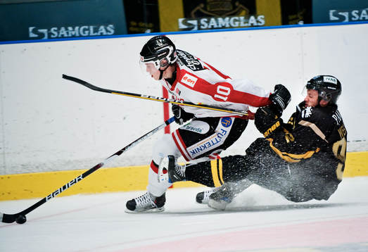 Jonas Westerling, AIK, hänger inte med Robin Alvarez,