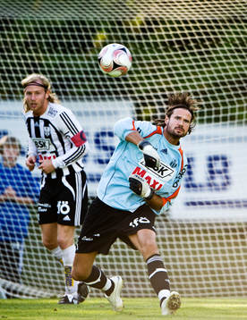 Ola Olausson, målvakt, Bromölla, inkast