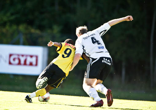 Bromölla försöker stoppa Surprise, Hässleholm