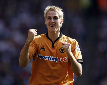 Målskytten David Edwards, Wolverhampton. Glädje, jubel,