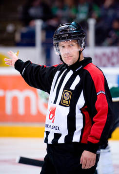 Thomas Andersson, Domare, domardräkt