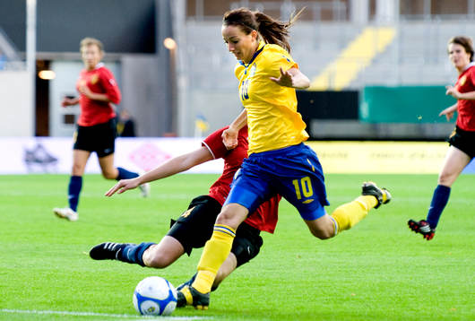 Kosovare Asllani, Sverige