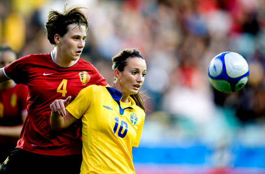 Hekeen Jaques, Belgien, Kosovare Asllani, Sverige
