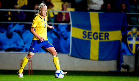 Caroline Seger, Sverige