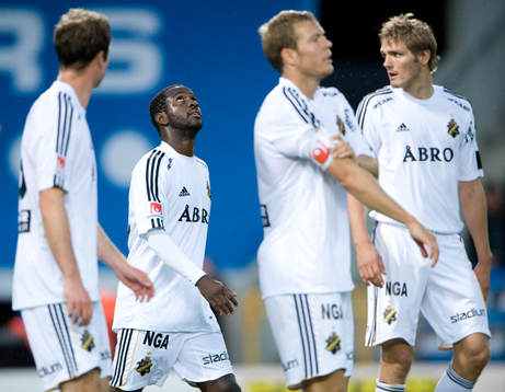 Blickar uppåt, Dulee Johnson och AIK depp