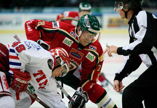 Andreas Karlsson, Frölunda. Gabriel Karlsson, Timrå